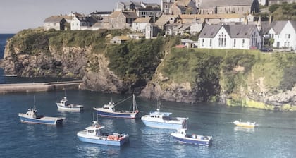 Port Isaac Dog Friendly Apartment avec vue sur la mer