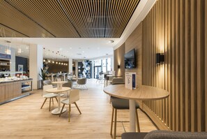 包含每日外带式早餐