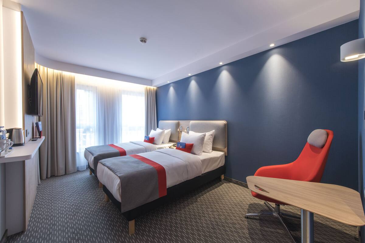 In-room safe, laptop workspace, blackout curtains, soundproofing