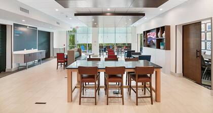 Holiday Inn Express Jacksonville South Bartram Prk by IHG