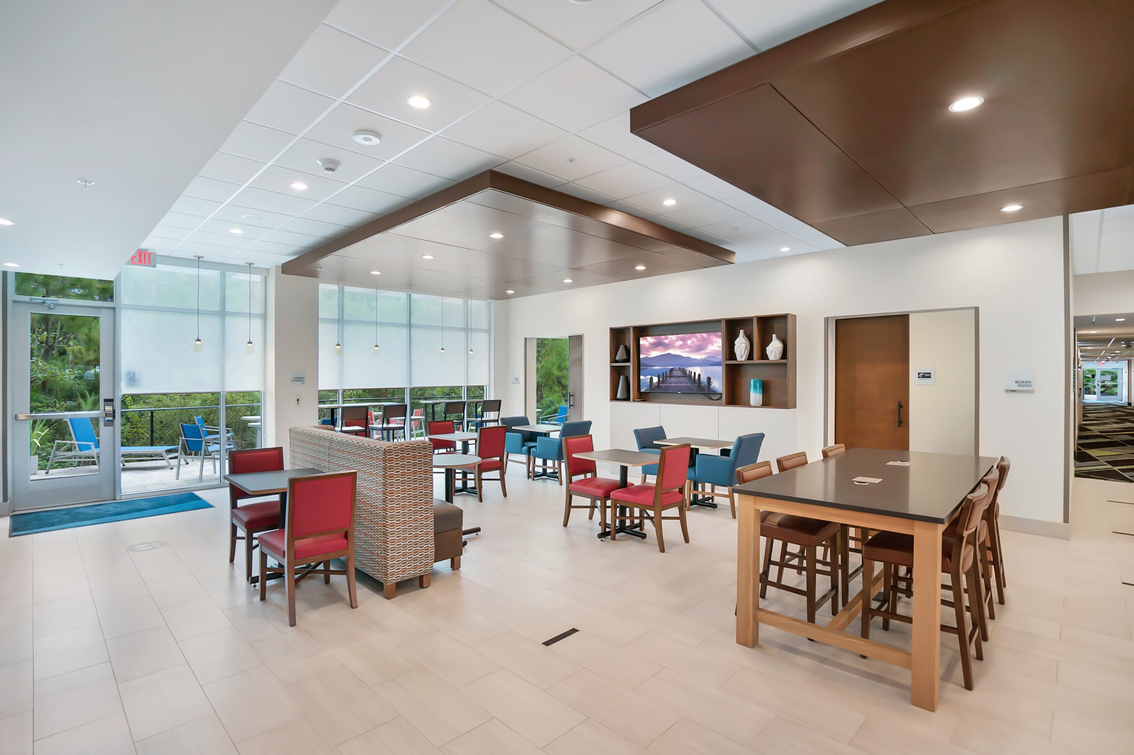 로비 좌석 공간