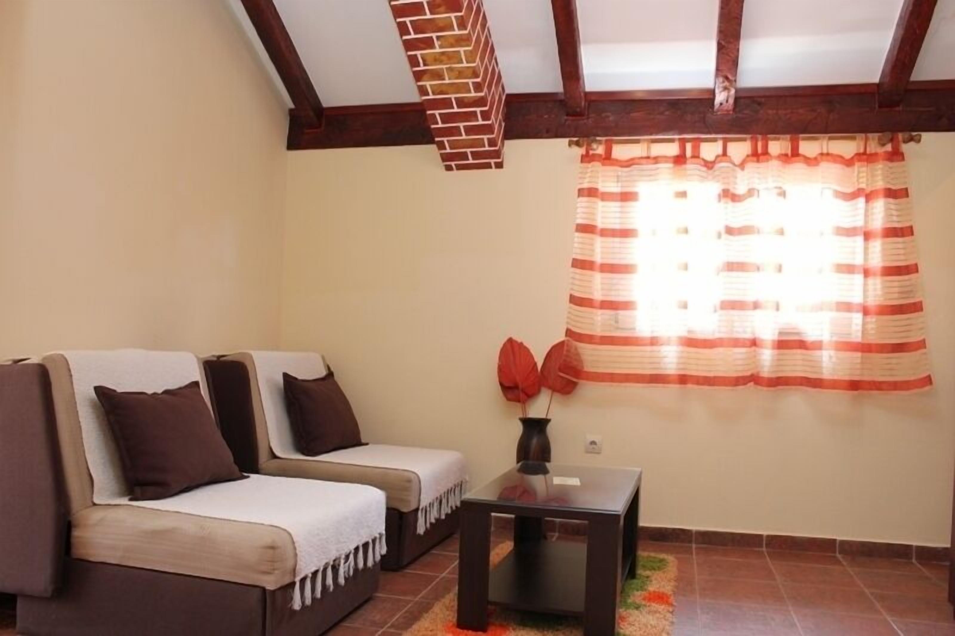 In-room safe, desk, laptop workspace, iron/ironing board