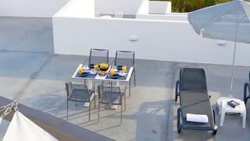Design Villa, 2 Bedrooms, Private Pool | Terrace/patio