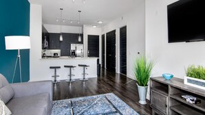 Unclassified image, 2 of 98, button - Elite Med Center Comfortable Condo Fully Equipped (Houston)