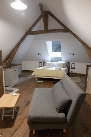 Caja de seguridad en la habitación y sistema de insonorización 