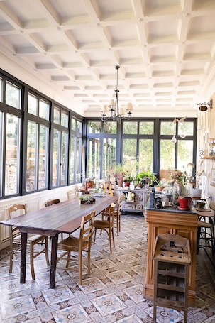 Porch. La Maison Au Fil du Temps