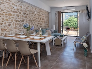Design Apartment, 2 Bedrooms | Living area | 40-inch flat-screen TV with satellite channels, TV - Heraklion's Heart (Heraklion)