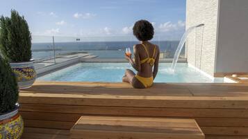 Salas para tratamentos a dois, tratamentos corporais, aromaterapia