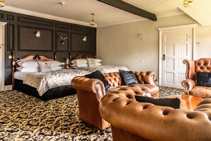 Premium bedding, individually decorated, individually furnished - Caer Beris Manor (Builth Wells)