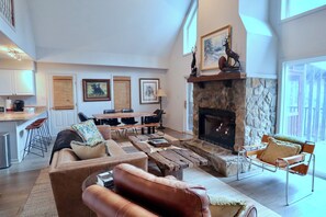 Smart TV, fireplace, books