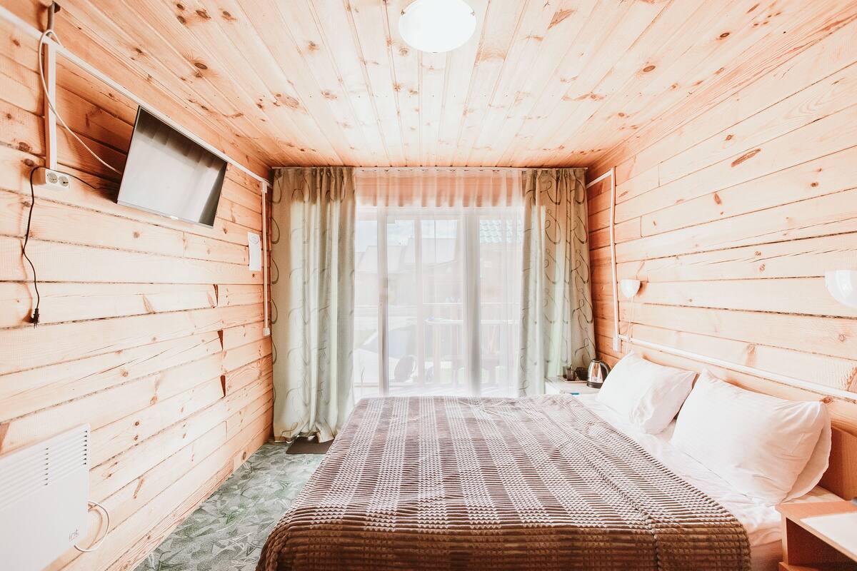 Cabaña estándar, vistas a la montaña | 1 dormitorio, ropa de cama de alta calidad, cunas gratuitas
