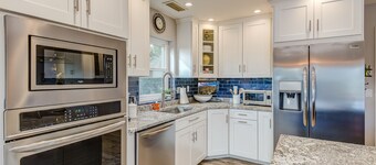 Renoveret 3 soveværelser i et roligt Cul de Sac, tæt på restauranter, shopping og mere!