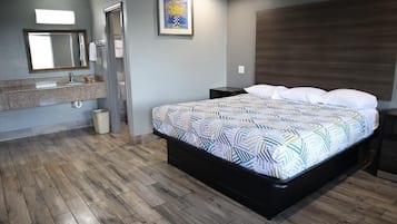 Room, 1 King Bed | Free WiFi