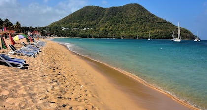 Careffe Suites - Studio unit 4 -5 mins drive to Rodney Bay Village