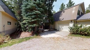 Exterior - 33 MI to YNP | Private Dock | Sleeps 14 (Island Park)