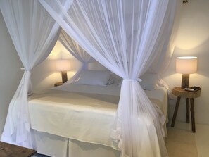 Premium bedding, minibar, in-room safe, iron/ironing board - Anbê Hospedaria (Porto Seguro)