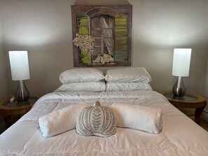 2 bedrooms, desk, iron/ironing board, free WiFi