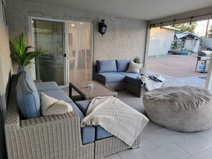 Terrace/patio - Monthly Rental with Discount!!! Home with pool, near Strip, Convention center. (Las Vegas)