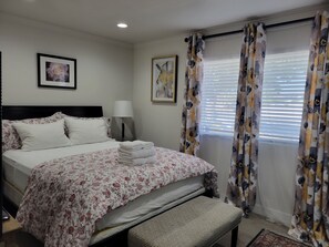 4 chambres, fer et planche à repasser, Wi-Fi gratuit, draps fournis