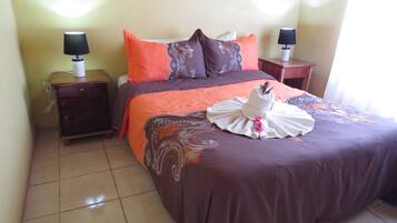 2 chambres, lit parapluie, Wi-Fi gratuit, draps fournis