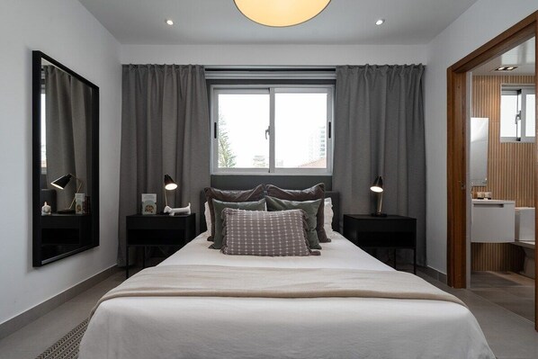 1 bedroom, iron/ironing board, bed sheets