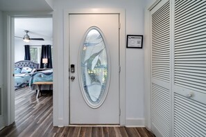 Interior - 4 BR North Beach Cottage Close to Beach! Pet Friendly! Amenity Cards! (Johns Island)