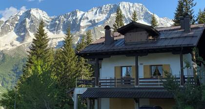 Casa dell’Aqua- 1 Bedroom Apartment “Tapì” at Passo del Tonale