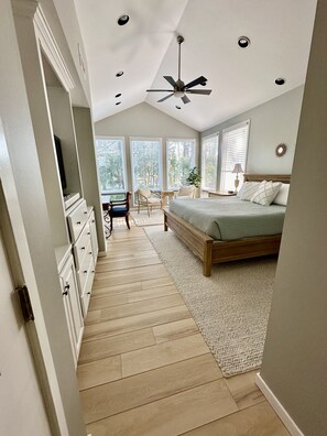 5 chambres, bureau, fer et planche à repasser, accès au Wi-Fi (inclus)