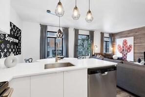 Interior - LiV MTL Urban-2 Spacious 2BR Deluxe Downtown MTL (Montréal)