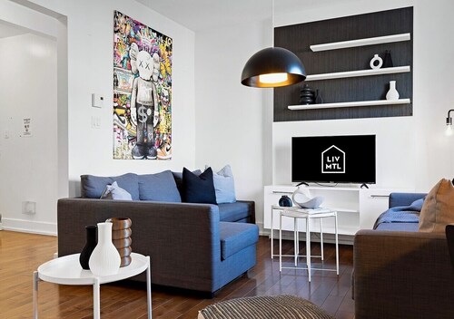Liv MTL* 60% Off * Chic 3 Spacious 4BR | Large Family Retreat + Rooftop Oasis + Office + Pets Stay Free!