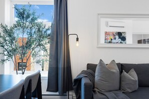 Téléviseur connecté, bureau