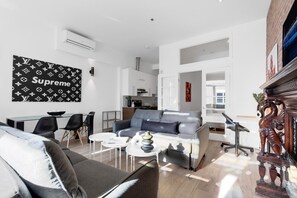 Smart TV, fireplace, offices