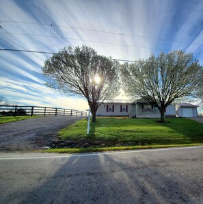Property grounds - Country's Edge #2 Near the Ark Encounter! (Berry)