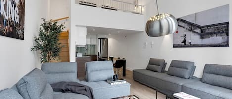 Smart TV, offices