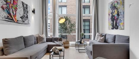 スマートテレビ、書斎 / ワークスペース