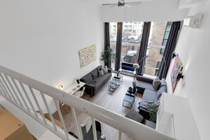 Smart TV, offices