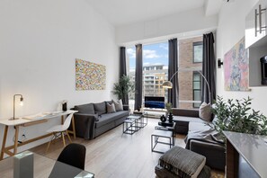 TV connectée, espaces bureaux