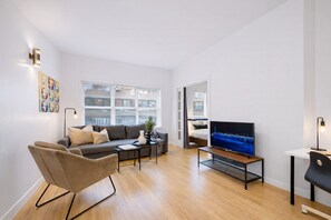 Smart TV, offices