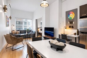 Smart TV, offices