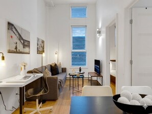Smart TV, offices