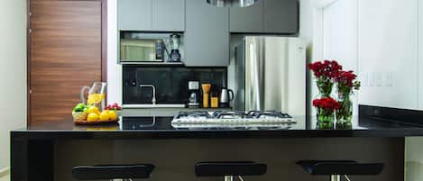 Fridge, microwave, oven, stovetop