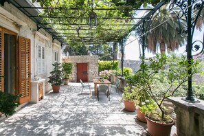 Property grounds - Rooms Posat - Triple Room with Sea View (Dubrovnik)