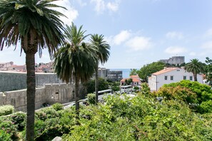 Property grounds - Rooms Posat - Triple Room with Sea View (Dubrovnik)