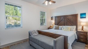 Room - Scenic Wonders Half Dome Loft 3 Bedroom (Yosemite National Park)