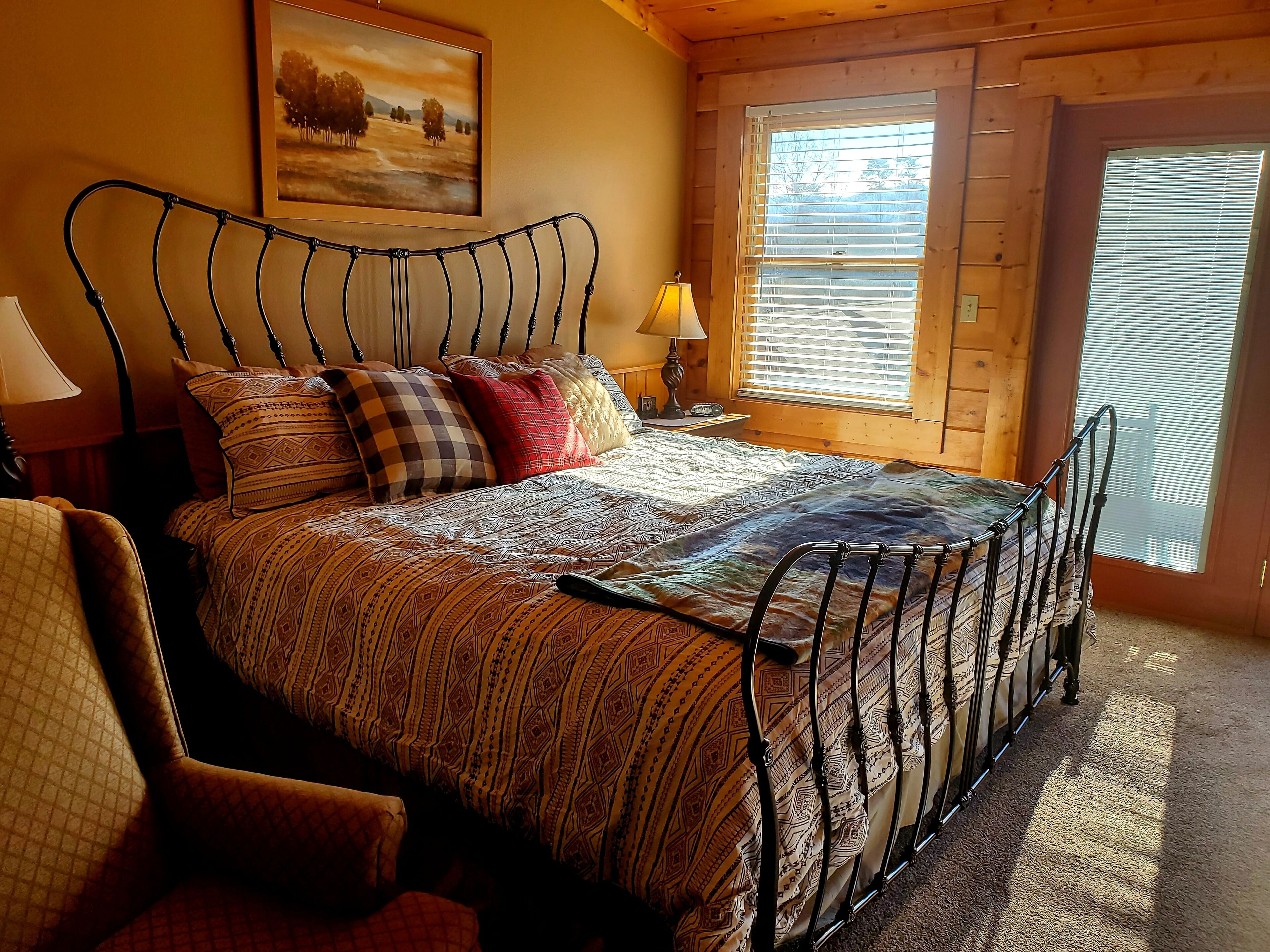 2 bedrooms, iron/ironing board, travel cot, free WiFi