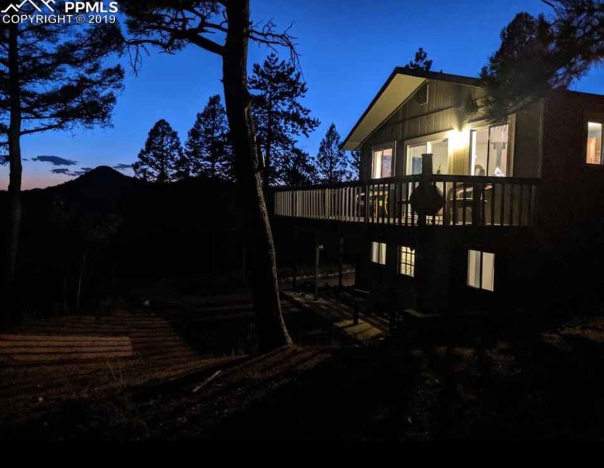 Mountain Retreat with Amazing Views