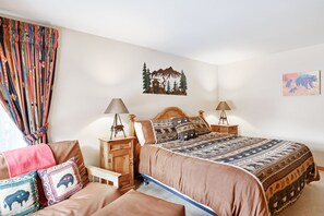 2 slaapkamers, een strijkplank/strijkijzer, wifi, beddengoed