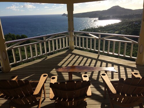 Treetops Villa Guest Suite 1