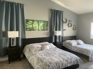 3 bedrooms, iron/ironing board, WiFi, bed sheets