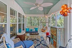 Smart TV, fireplace, video games